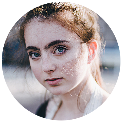 Анна Устинова